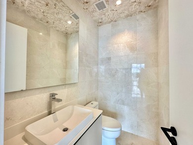 Ocean Reef - Waterfront Apartments is an exclusive collection of - photo 4