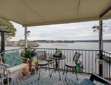 Lake Hamilton Home For Sale in Hot Springs Arkansas