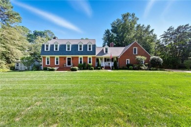 Lake Home For Sale in Carrollton, Virginia