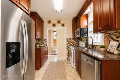 Welcome to 20 Bancroft Avenue - the wait is over! This - photo 9