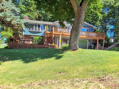Welcome to this one-of-a-kind home in the beautiful community of - photo 1