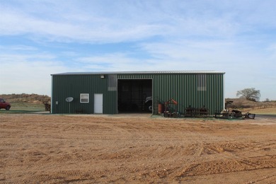 I am pleased to present a premier ranching opportunity located - photo 12