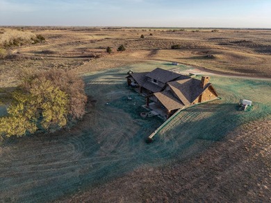 I am pleased to present a premier ranching opportunity located - photo 15