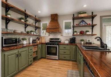 Don't miss this stunning 3-bedroom, 2.5-bath lakeside retreat - photo 16