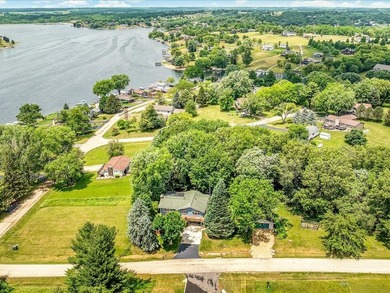 Welcome to this one-of-a-kind home in the beautiful community of - photo 6