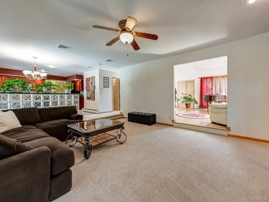 Set on over half an acre at the end of a quiet Saint James - photo 17