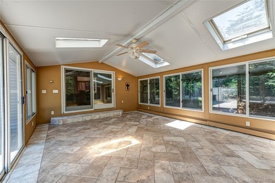 Set on over half an acre at the end of a quiet Saint James - photo 20
