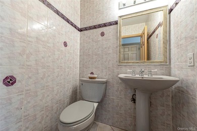 Set on over half an acre at the end of a quiet Saint James - photo 21
