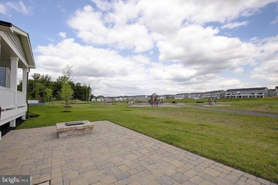 Welcome to one of Bowie's newest communities **South Lake** - photo 8