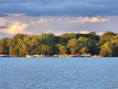 Great place for an RV - leave it year-round (no water half of - photo 1