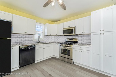 Welcome to 345 Milton Avenue - A True Oakwood Gem! This - photo 3