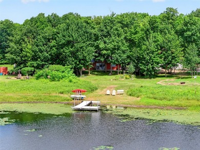 Country lake living at its finest! Enjoy peaceful waterfront - photo 4