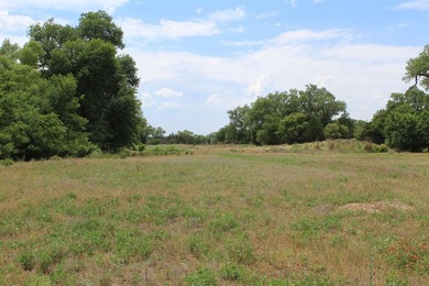 I am pleased to present a premier ranching opportunity located - photo 36