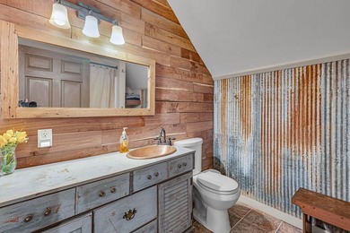 Don't miss this stunning 3-bedroom, 2.5-bath lakeside retreat - photo 37