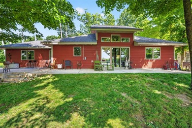 Country lake living at its finest! Enjoy peaceful waterfront - photo 8