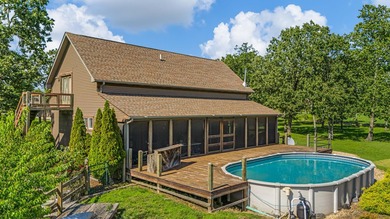 Don't miss this stunning 3-bedroom, 2.5-bath lakeside retreat - photo 47