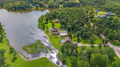 Don't miss this stunning 3-bedroom, 2.5-bath lakeside retreat - photo 50