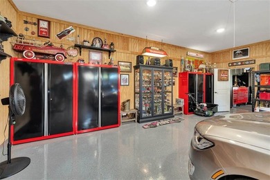 Priced below appraised value at $1,239,999, this move-in ready - photo 53