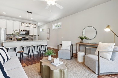 Built in 2018 and ideally located between downtown Charleston - photo 6