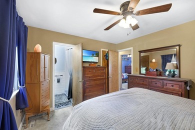 Tucked into one of Middletown's most well-kept and welcoming - photo 17