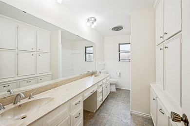 Welcome home to this beautiful 4-bedroom, 2.5-bath home located - photo 18