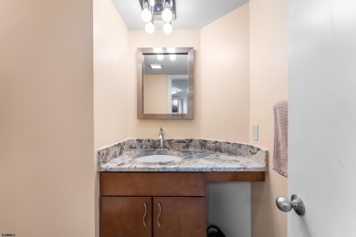 Fantastic 1 bedroom, 1 1/2 bath condominium unit in Atlantic