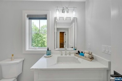 A rare opportunity to own a private estate on one of Franklin - photo 19
