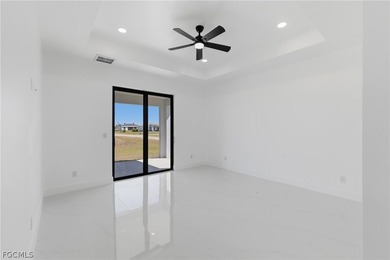 Beautiful Cape Coral home situated on a desirable corner lot - photo 21