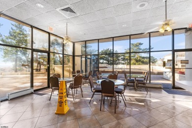 Fantastic 1 bedroom, 1 1/2 bath condominium unit in Atlantic