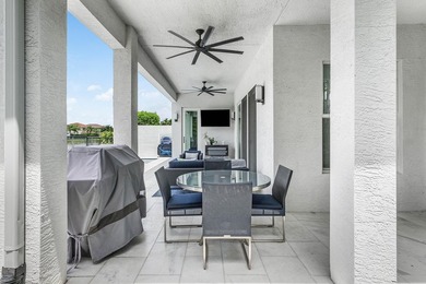 Beautiful one-story waterfront pool home in GL Homes' Dakota - photo 24