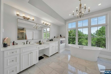 A rare opportunity to own a private estate on one of Franklin - photo 25
