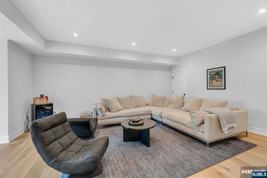 A rare opportunity to own a private estate on one of Franklin - photo 26