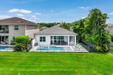 Beautiful one-story waterfront pool home in GL Homes' Dakota - photo 30