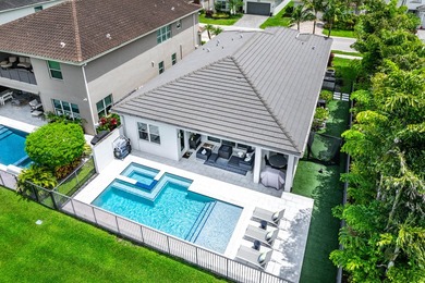 Beautiful one-story waterfront pool home in GL Homes' Dakota - photo 31