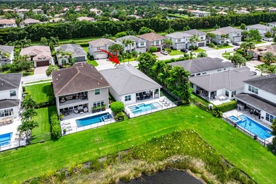 Beautiful one-story waterfront pool home in GL Homes' Dakota - photo 33