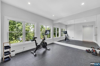 A rare opportunity to own a private estate on one of Franklin - photo 34