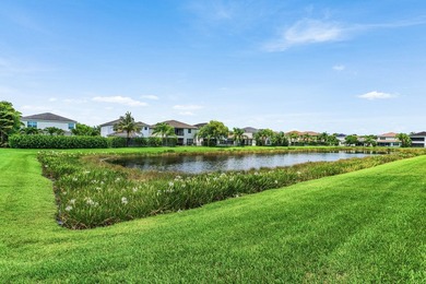 Beautiful one-story waterfront pool home in GL Homes' Dakota - photo 34