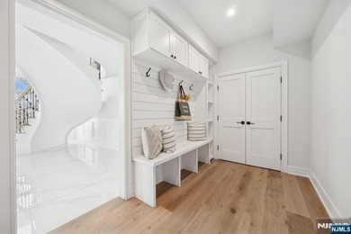A rare opportunity to own a private estate on one of Franklin - photo 38
