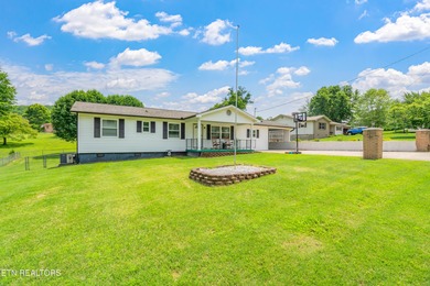 Watts Bar Lake Home For Sale in Rockwood Tennessee