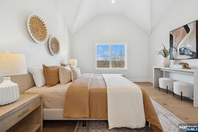 A rare opportunity to own a private estate on one of Franklin - photo 42