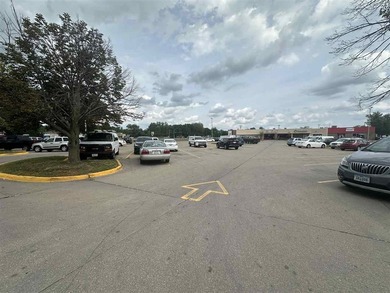 Prominent leased investment with Goodwill Industries and - photo 5