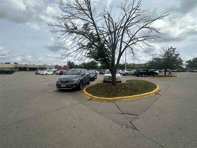 Prominent leased investment with Goodwill Industries and - photo 6