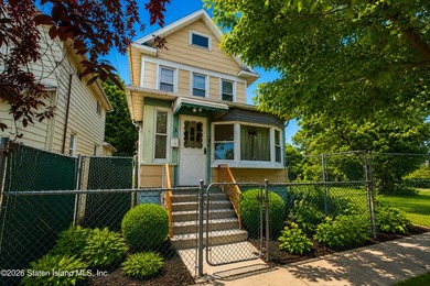 Detached under 500k is almost impossible to find ! Dont miss - photo 1