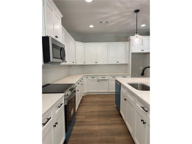 If you're looking for a brand new, one-level home on a large lot - photo 6