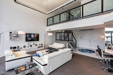 Gorgeous 3,474 SF Penthouse 34th Floor. 4-bedroom including - photo 9
