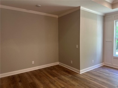 If you're looking for a brand new, one-level home on a large lot - photo 10