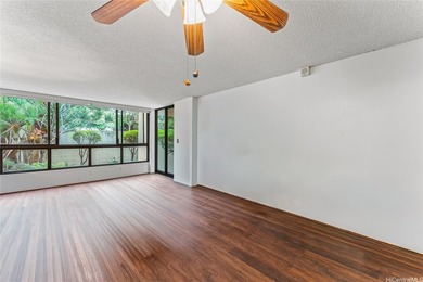 Price Change! RARE 3-bedroom, Upgraded 2-full bath, PET FRIENDLY - photo 7