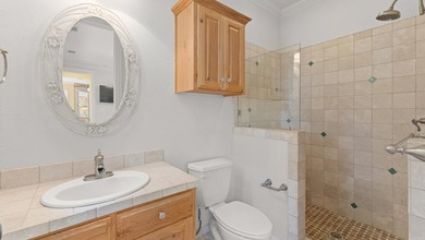 9152 SAFARI BLUFF LARUE, TX 75770. Experience the best of East - photo 18