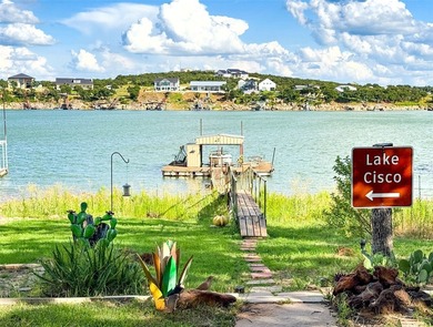 Oh, the Views! Don't miss this desirable waterfront 2-bedroom - photo 8