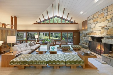 Welcome to The Fox Estate: A Living Masterpiece of Mountain - photo 3